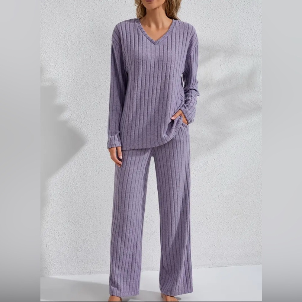 Lounge Set Cozy Purple Ribbed V Neck M Wide Leg High Waist new boutique - Picture 3 of 6
